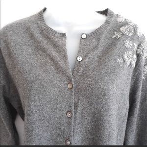 Valerie Stevens 100% cashmere cardigan